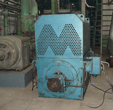 已修好正在做試驗(yàn)的電動(dòng)機(jī)